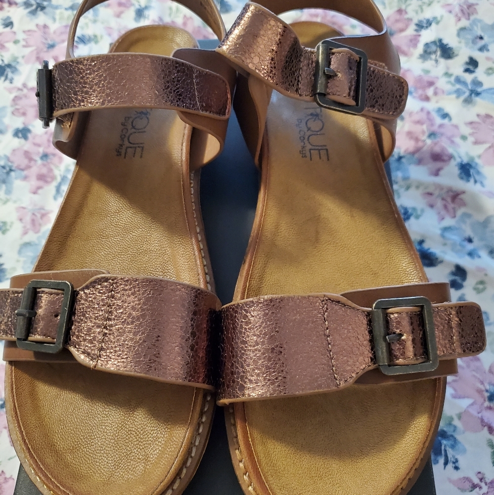 Boutique By Corkys Sandlas